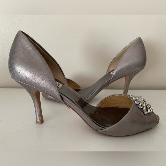 Badgley Mischka Metallic Gray Heels with Crystal Embellishments - Picture 10 of 10